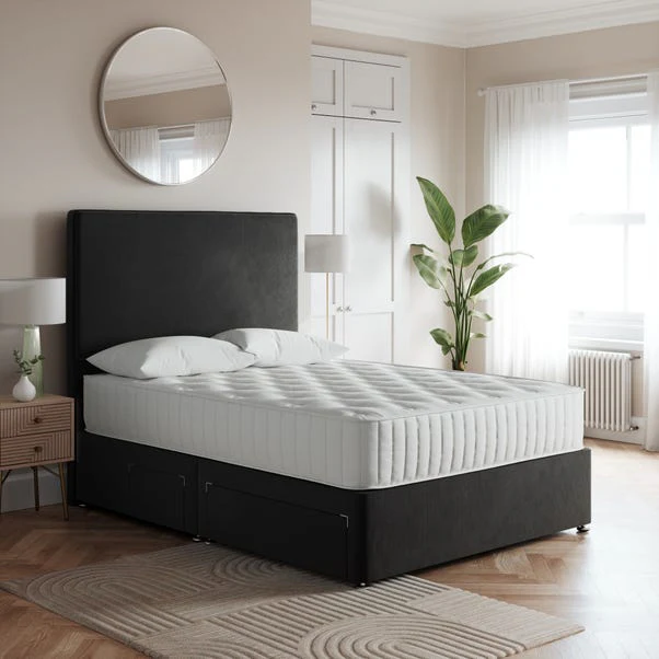 Canvas Divan